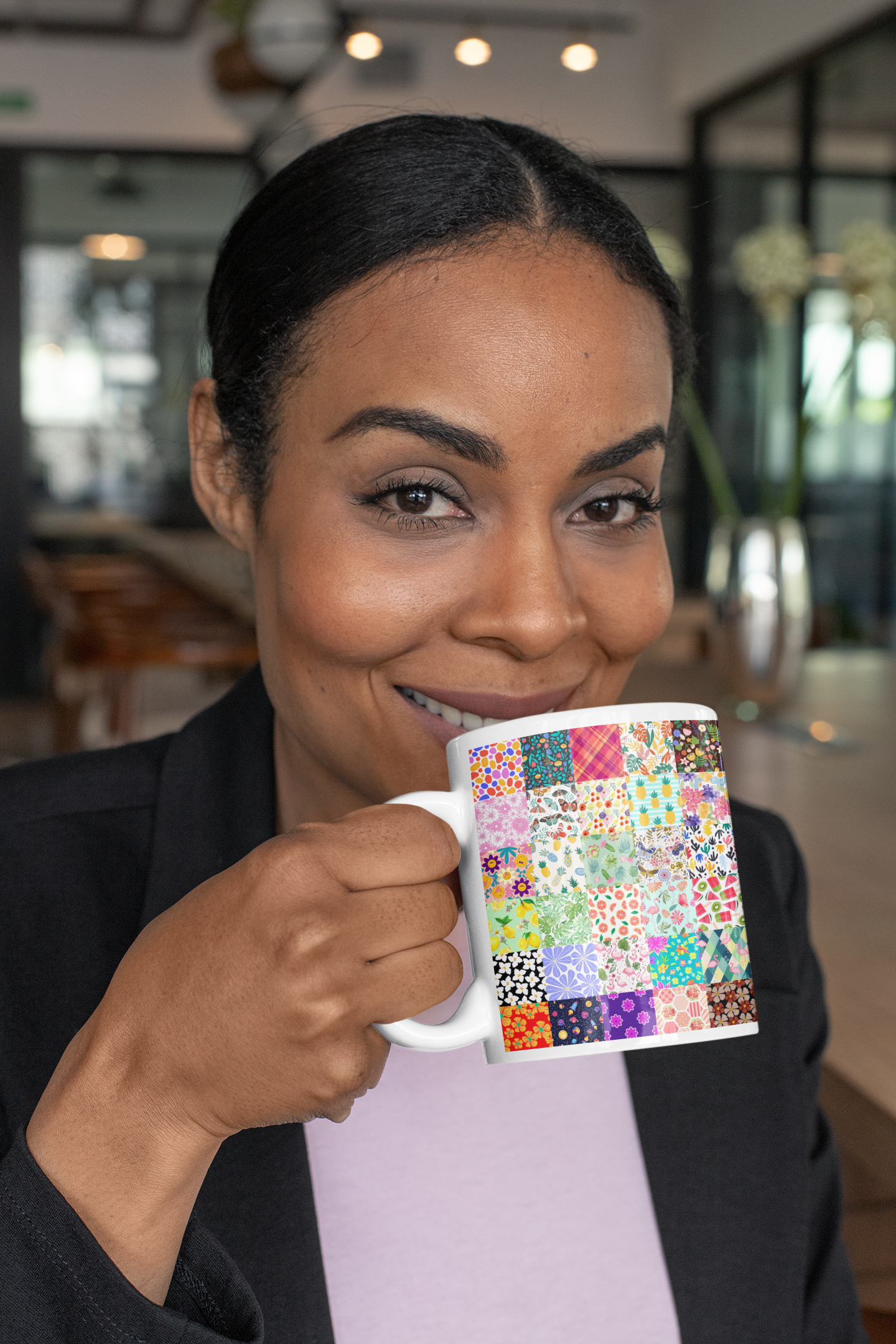 Drinkmok: ☕ Patchwork Mok van Evy’s Bloom Art – Begin je dag met kunst en verbinding - Evy's Bloom Art