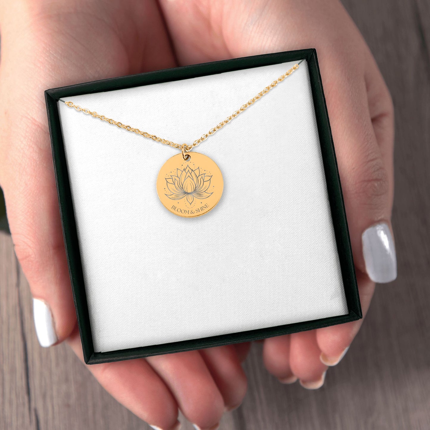 Extra Aanbod Voor Haar: Bloom & Shine – Lotusbloem Halsketting - Evy's Bloom Art