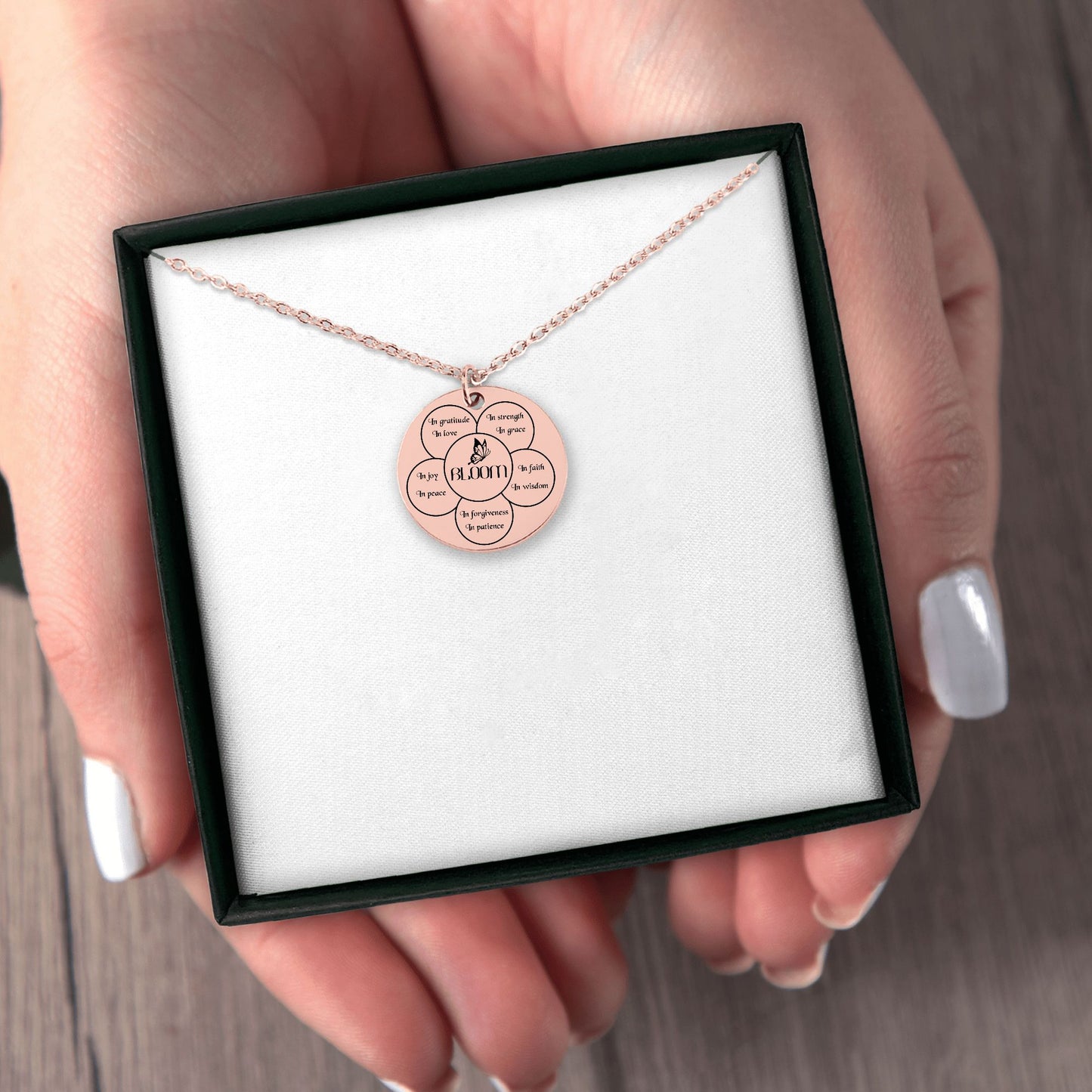 Extra aanbod voor haar:🌿 Soul Blossom – een sieraad dat innerlijke groei weerspiegelt ✨ - Evy's Bloom Art